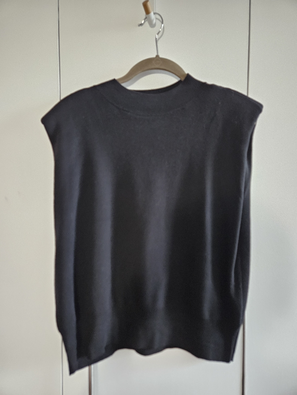 Favorite Daughter Size M Whitney Top Black Sleeveless Knit